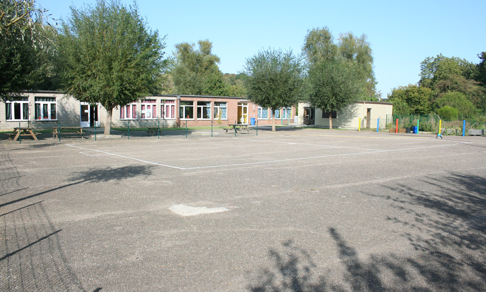 école primaire et maternelle Sacré-Coeur à Glons - 01